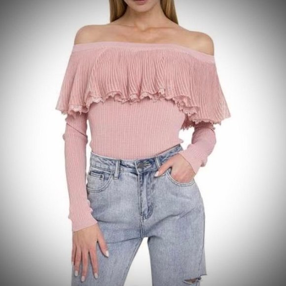 English Factory Tops - NEW English Factory / Nordstrom ruffled off-the-shoulder blush top